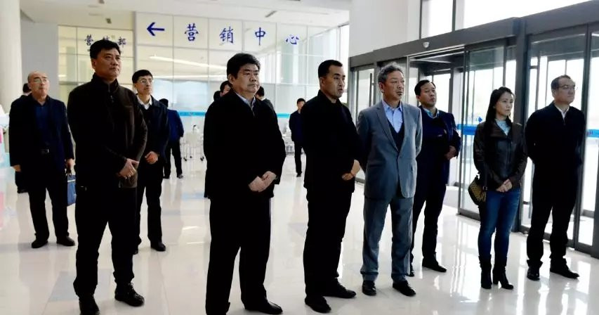 市委常委、統(tǒng)戰(zhàn)部部長李家良陪同客人到濱州市(圖1)